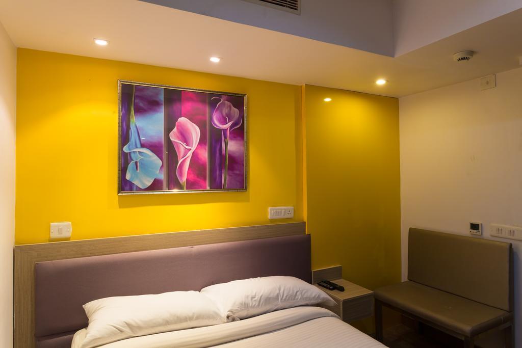 Hotel Vishakhapatnam, Dwarka Nagar à Visakhapatnam Extérieur photo