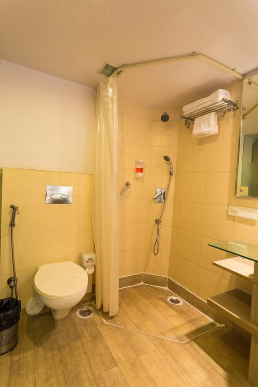 Hotel Vishakhapatnam, Dwarka Nagar à Visakhapatnam Extérieur photo